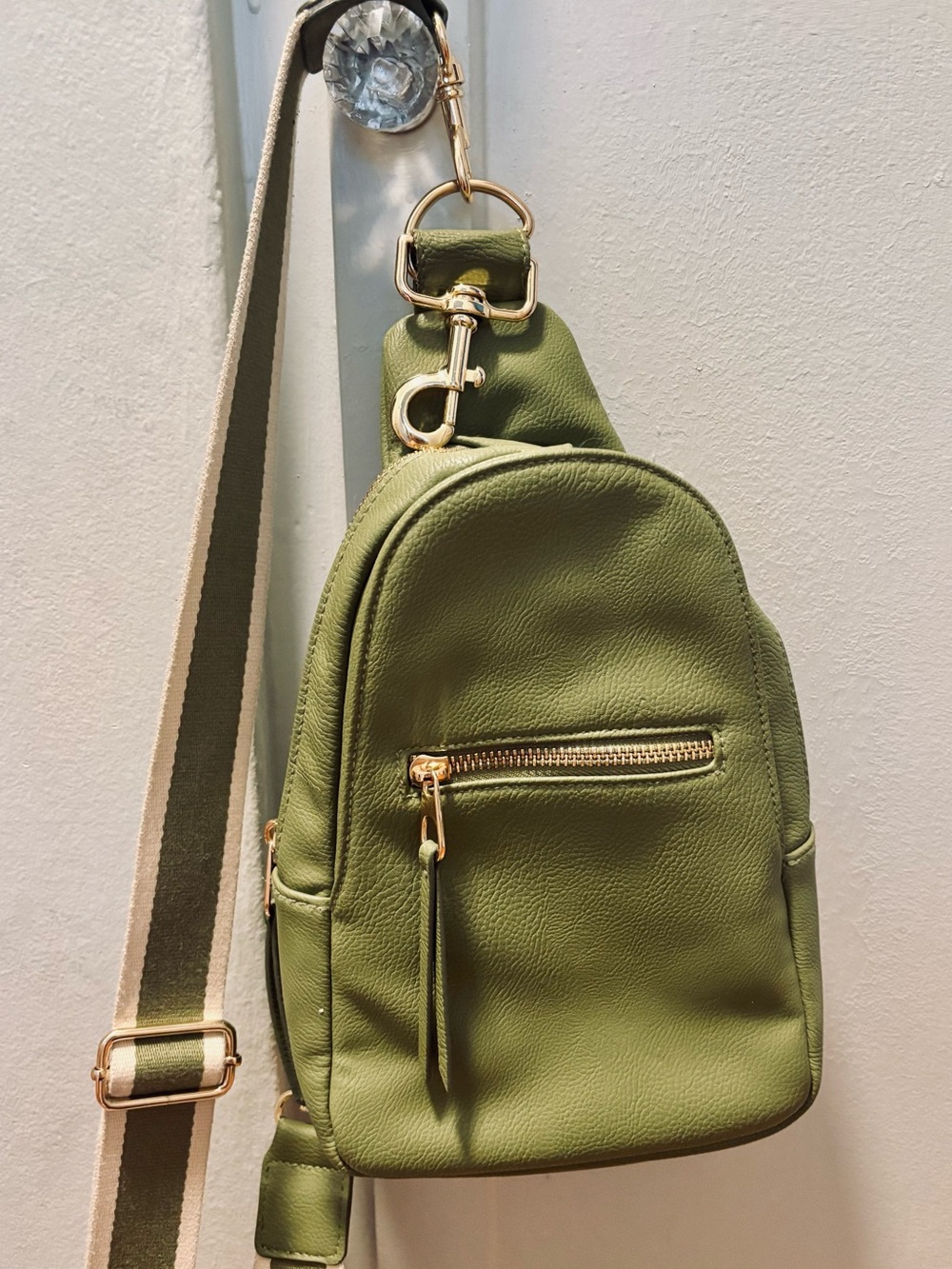Olive Green Crossbody Sling Bag - Women's Casual Shoulder Bag